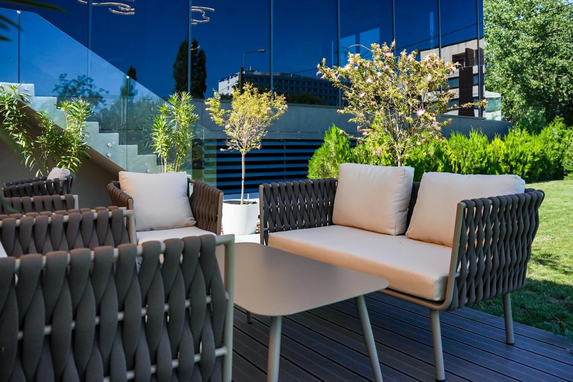 Panoramic Mamaia Hotel Exterior photo