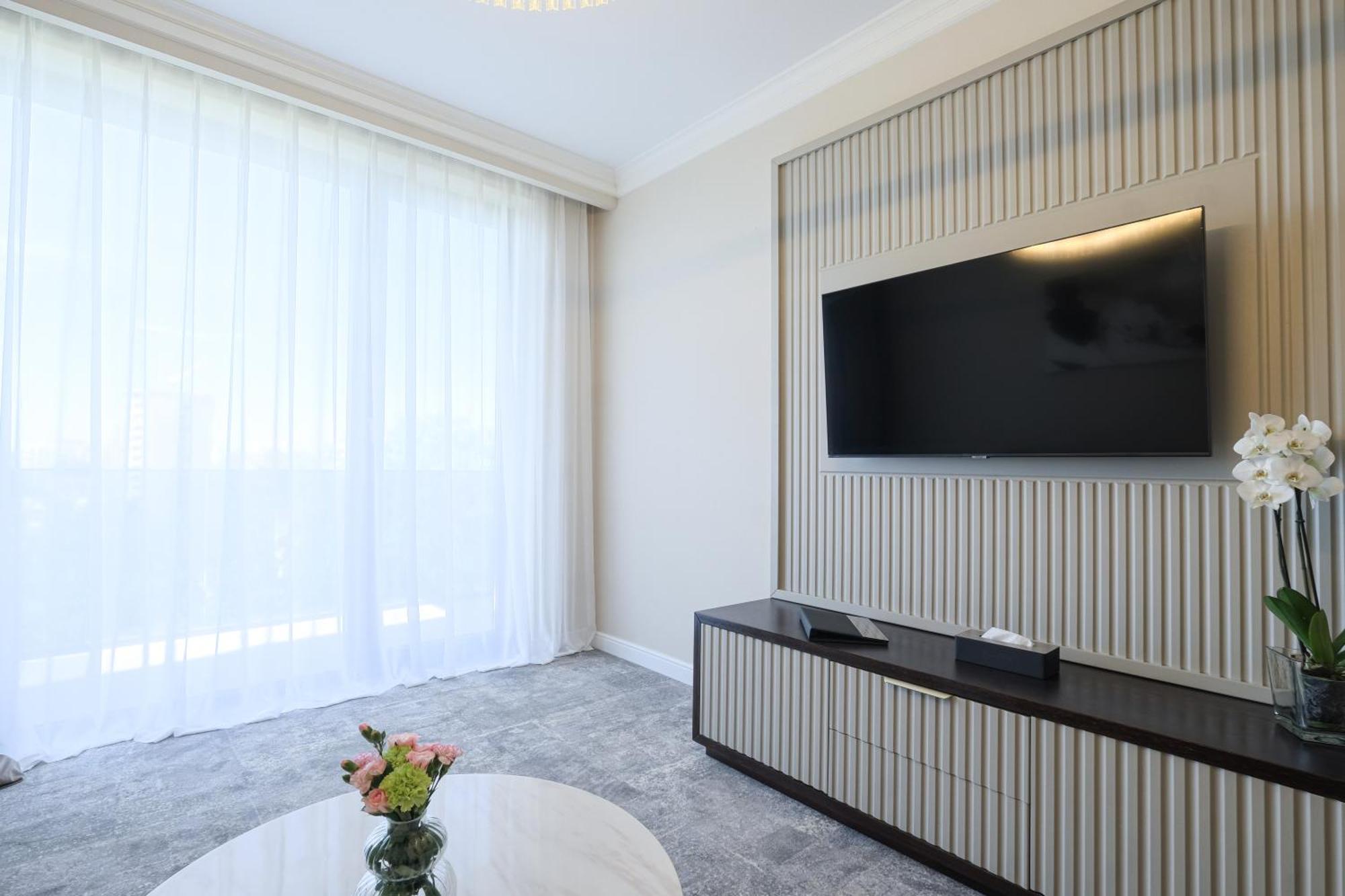 Panoramic Mamaia Hotel Exterior photo